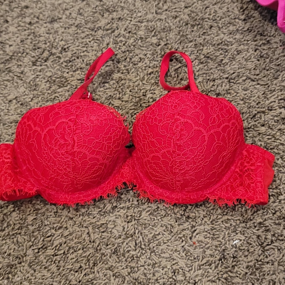 Vs bra